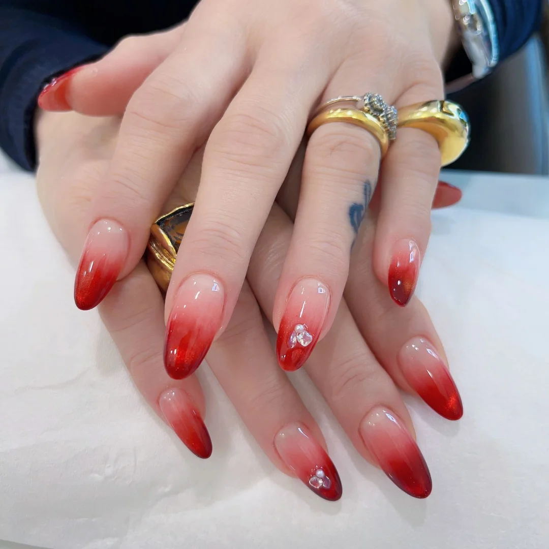 Decorazione mani e piedi